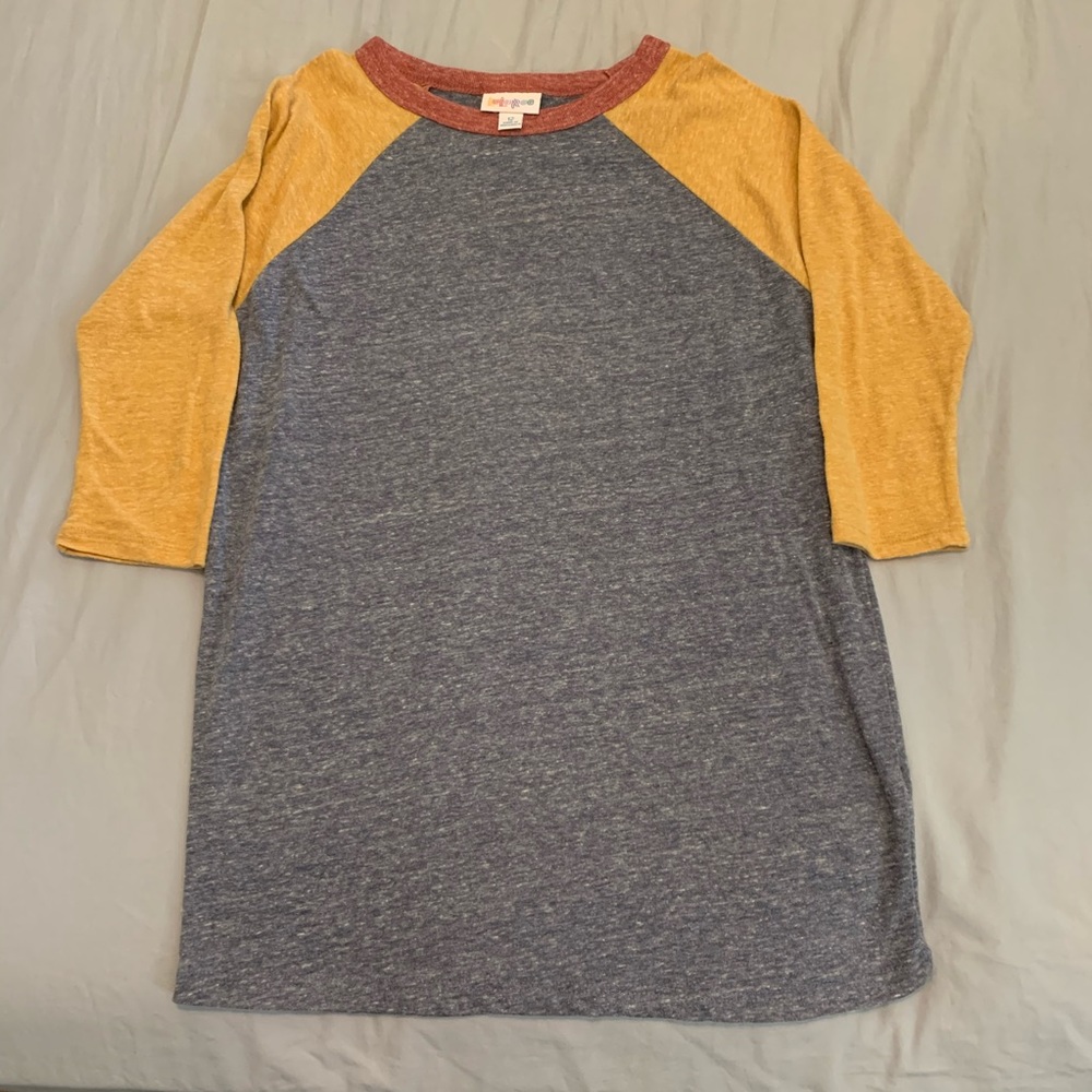🔴 *5 for $20 Sale* Kids Lularoe tee size 12